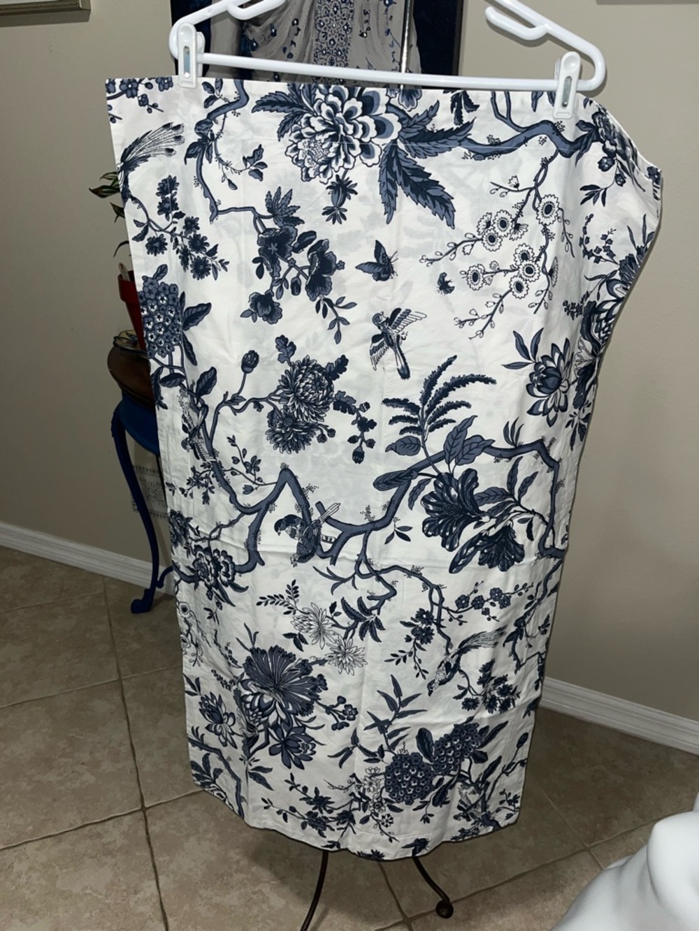 Ballard Designs Jardin Toile King Pillow Sham Case x 2 - Blue & Off White